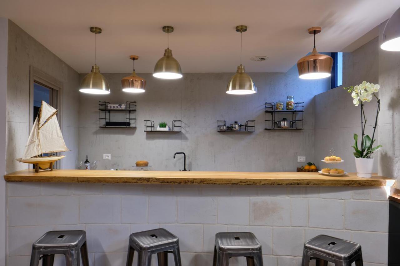 La Via Del Porto Charme Rooms Agropoli Extérieur photo