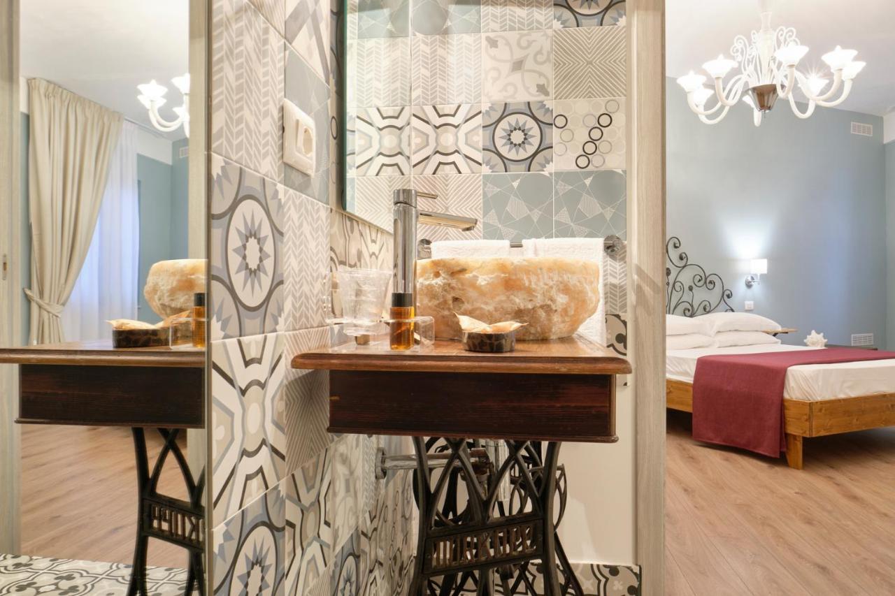 La Via Del Porto Charme Rooms Agropoli Extérieur photo